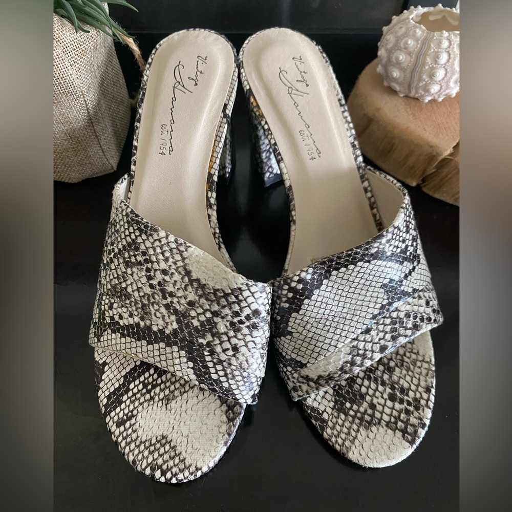 Vintage Havanas Snakeskin sandals - Picture 3 of 10